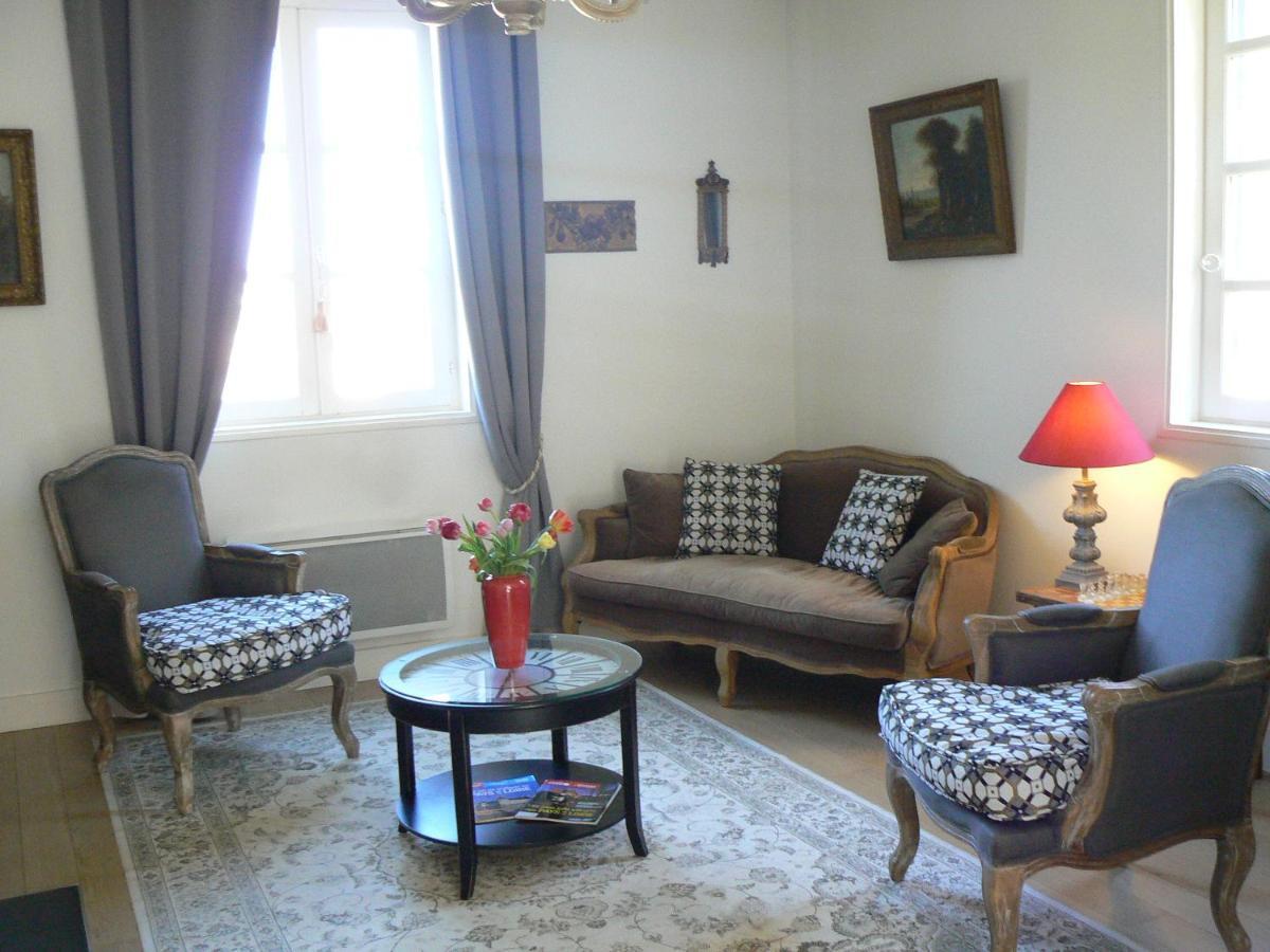 לה מאנש Petite Maison Romantique Au Calme, Coeur Historique Plantagenet, Vue Ville מראה חיצוני תמונה